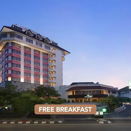Hotel Santika Premiere Semarang Dış mekan fotoğraf