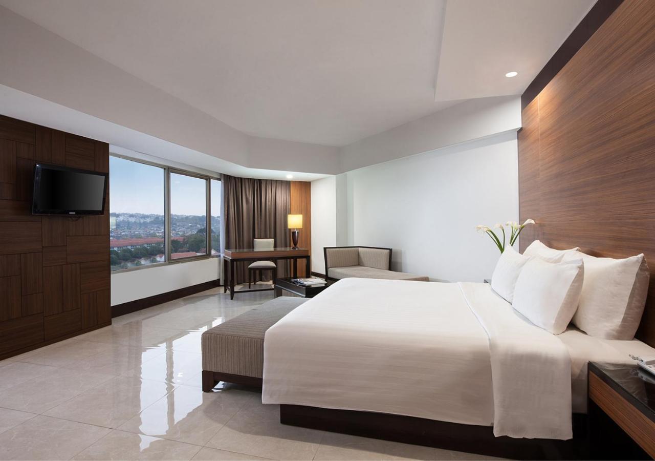 Hotel Santika Premiere Semarang Dış mekan fotoğraf