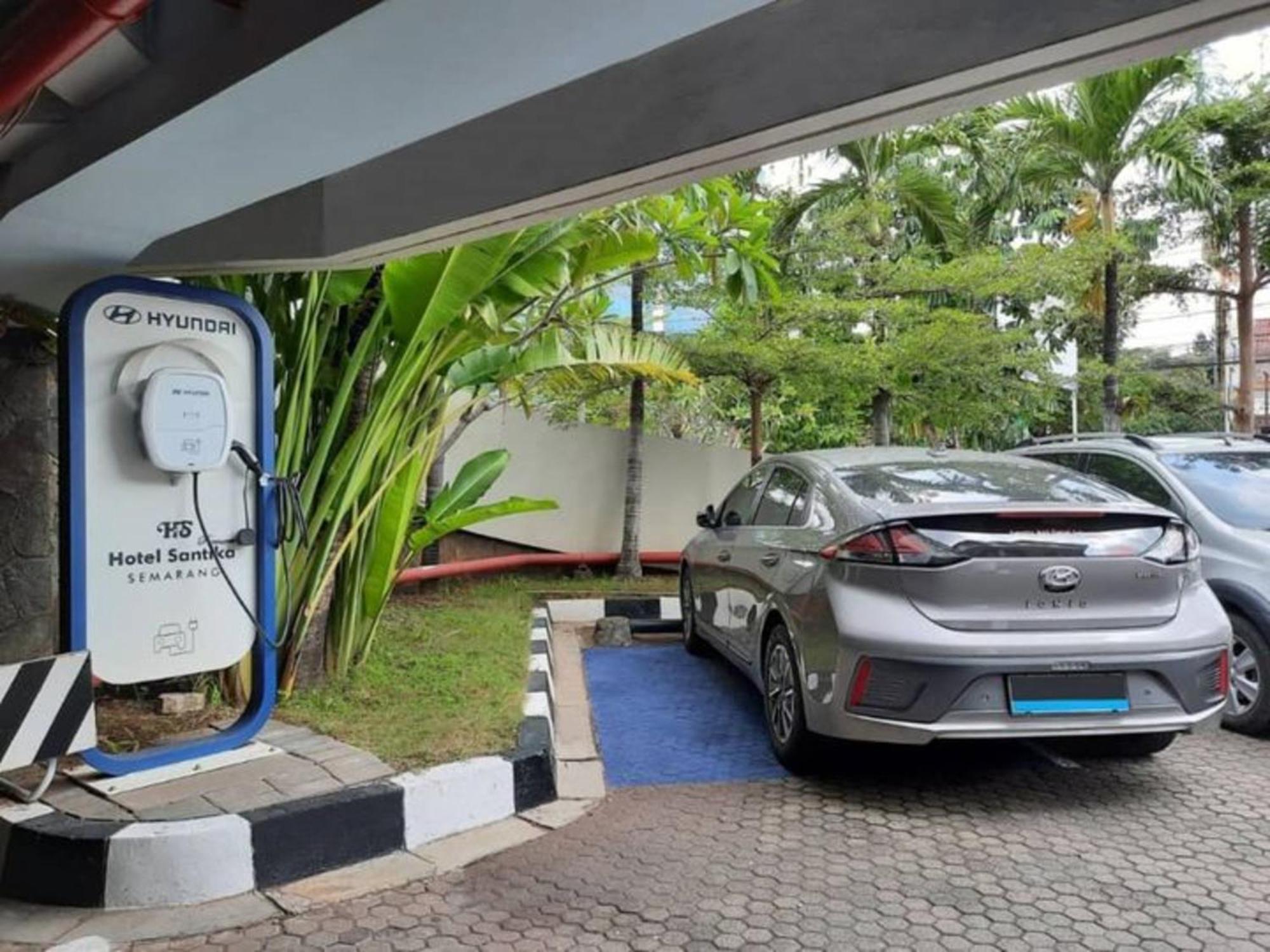 Hotel Santika Premiere Semarang Dış mekan fotoğraf